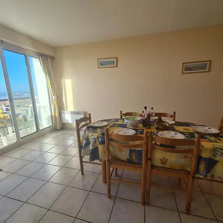 Rénové 3 Pièces Avec Balcon, Proche - - Fr-1-224c-237 *