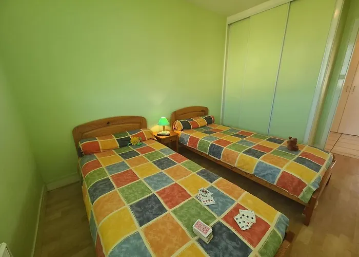 Rénové 3 Pièces Avec Balcon, Proche - - Fr-1-224c-237 Appartement *